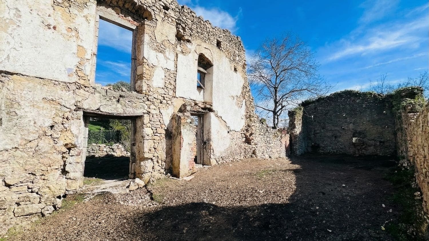 Casa de 3 habitaciones en Ribadesella en venta con piscina garaje - 85.000 € (Ref: 9676799)