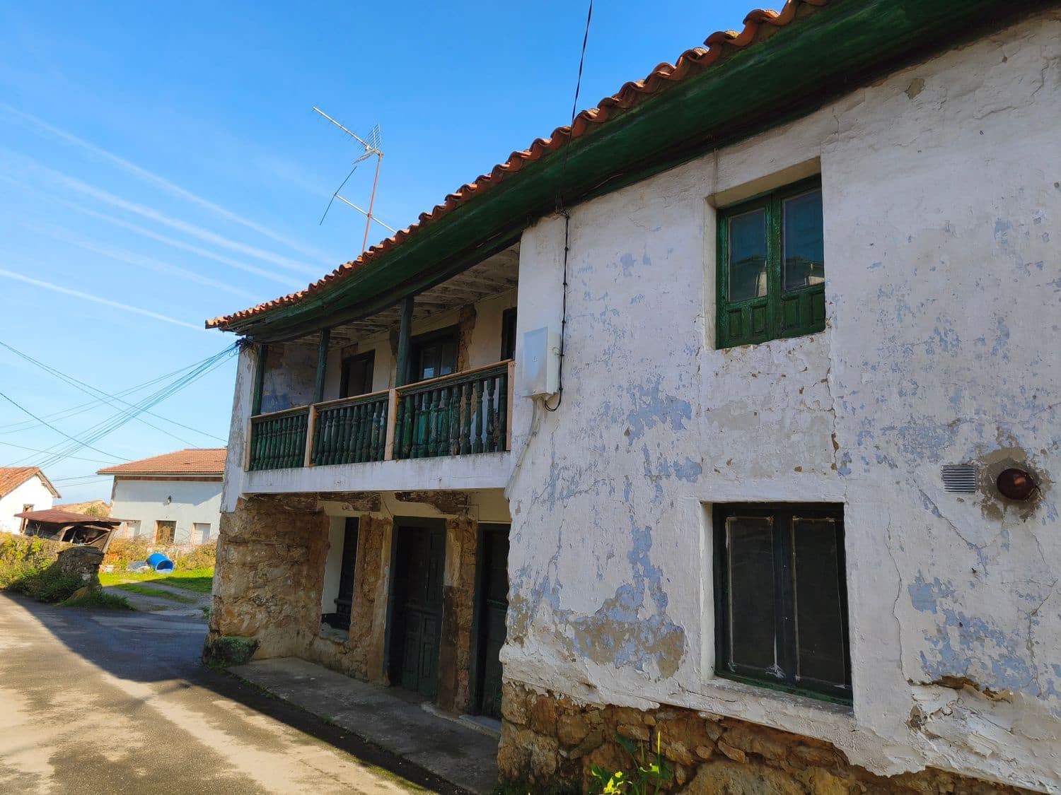 Finca/Casa Rural en Siero en venta con garaje - 59.000 € (Ref: 9679502)