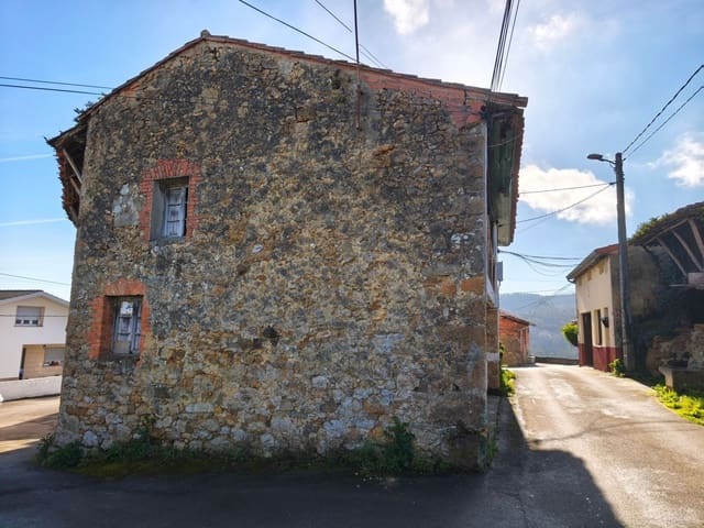 Finca/Casa Rural en Siero en venta con garaje - 59.000 € (Ref: 9679502)