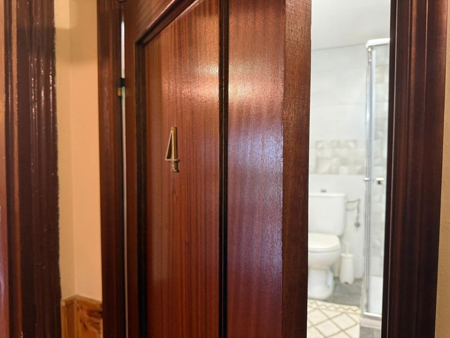 Apartamento de 6 habitaciones en Avilés en venta con garaje - 339.900 € (Ref: 9682225)