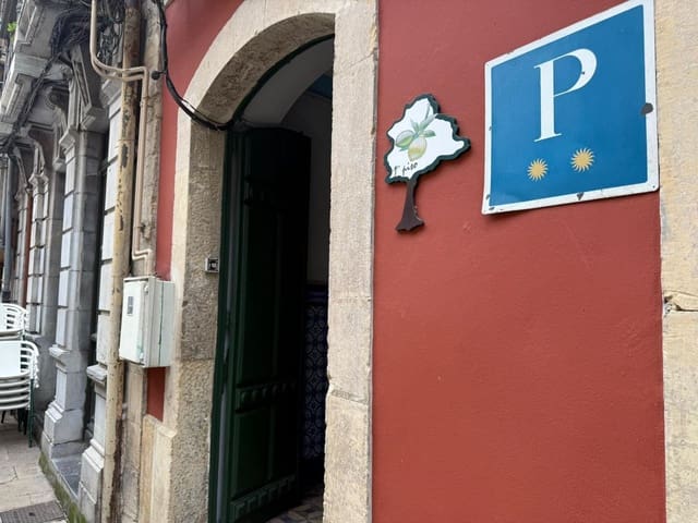 Apartamento de 6 habitaciones en Avilés en venta con garaje - 339.900 € (Ref: 9682225)