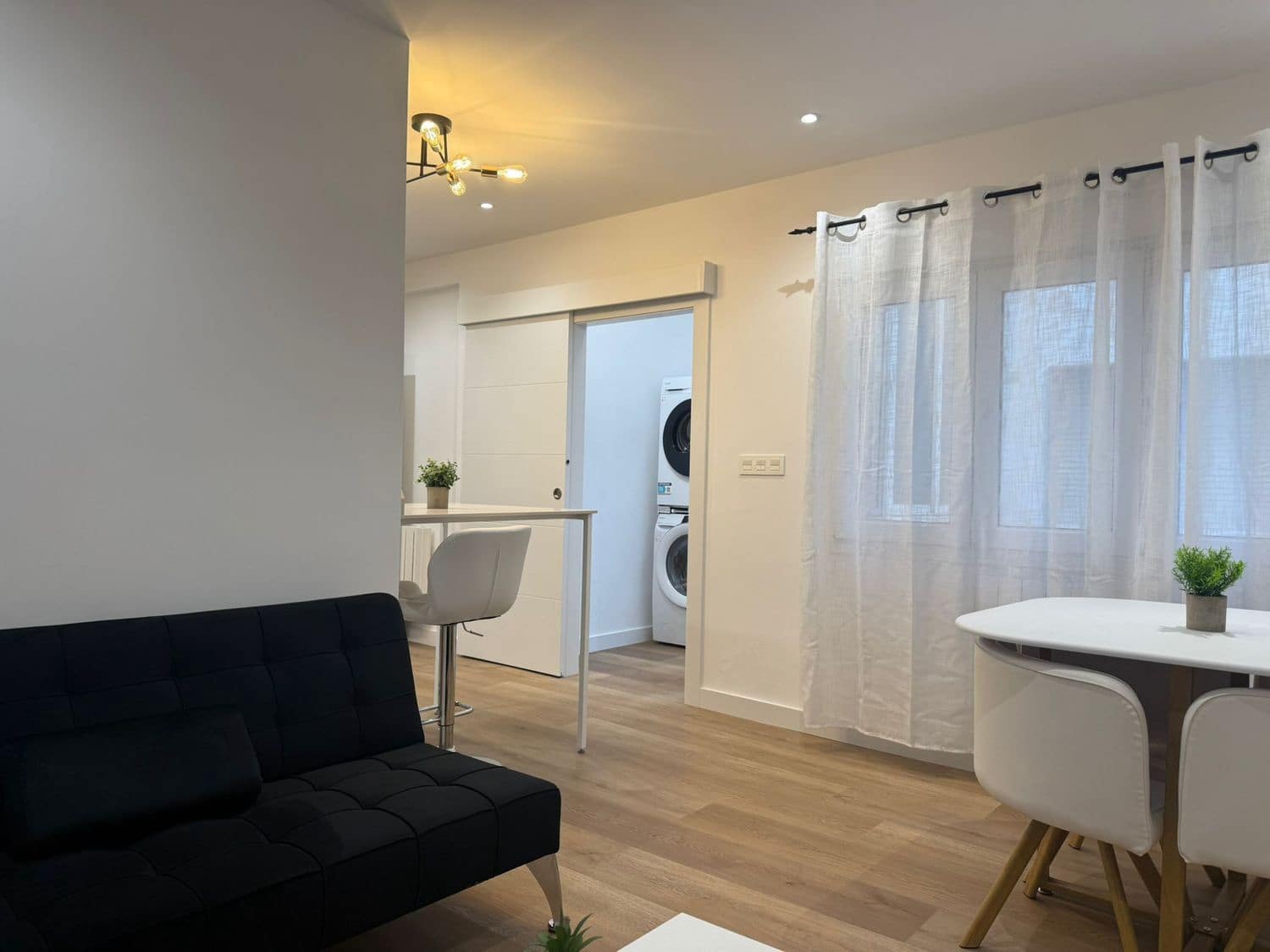 Apartamento de 2 habitaciones en Gijón en venta con garaje - 255.000 € (Ref: 9682226)