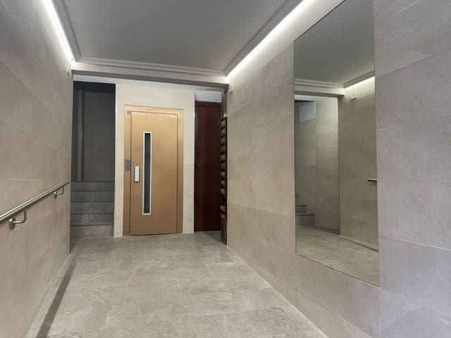 Apartamento de 2 habitaciones en Centro Urbano, Gijón en venta con garaje - 255.000 € (Ref: 9682226)