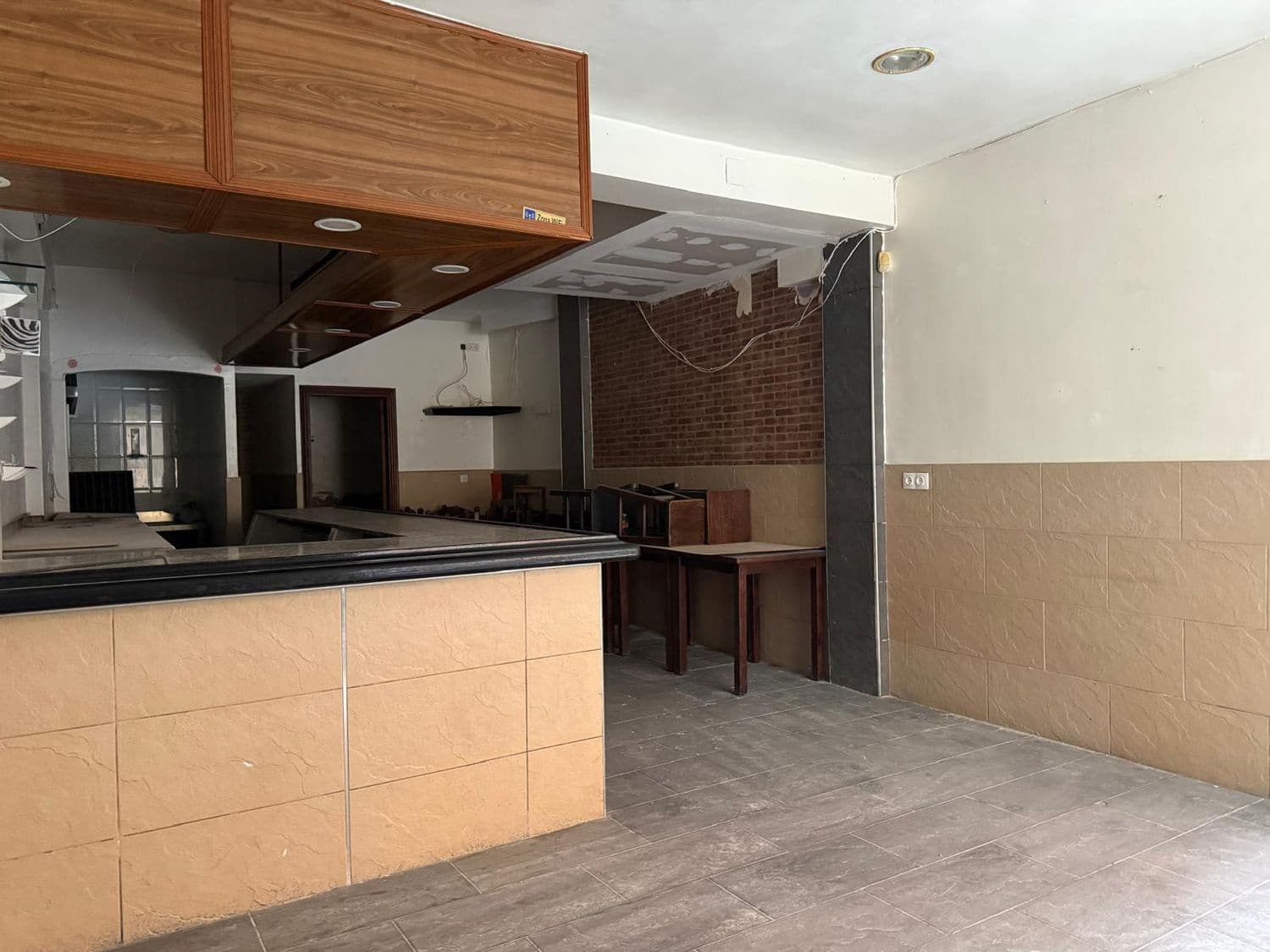 Local Comercial en Gijón en venta - 48.000 € (Ref: 9682227)