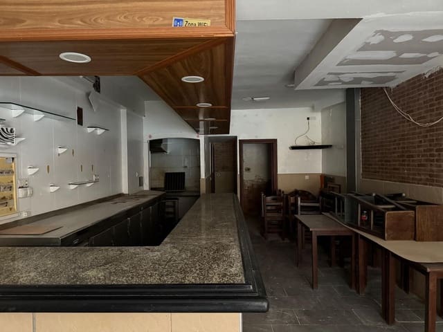 Local Comercial en Centro Urbano, Gijón en venta - 48.000 € (Ref: 9682227)