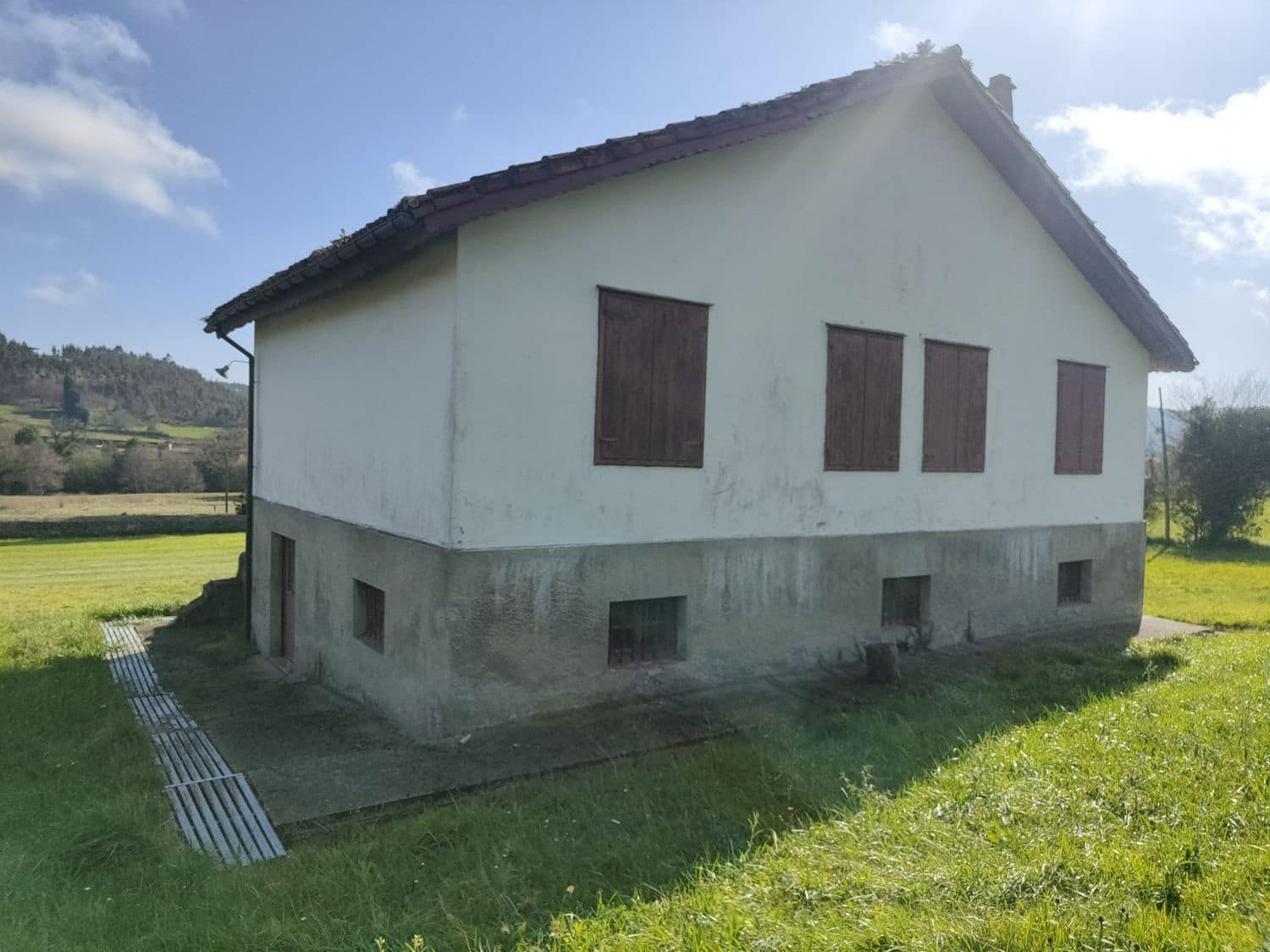 3 bedroom Villa for sale in Castrillon with garage - € 415,000 (Ref: 9684114)