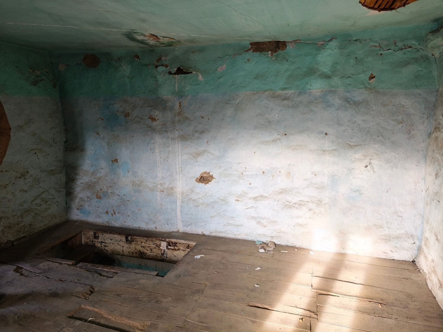 Finca/Country House for sale in San Martin del Rey Aurelio with garage - € 34,000 (Ref: 9685941)