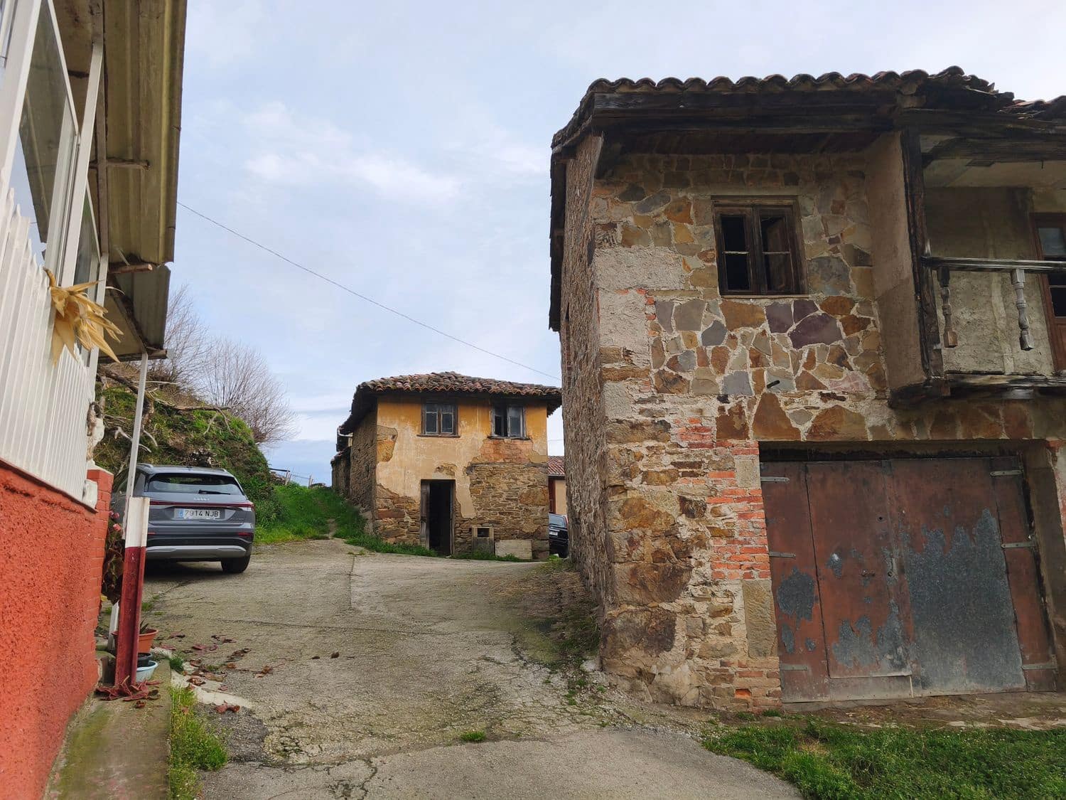 Finca/Country House for sale in San Martin del Rey Aurelio with garage - € 34,000 (Ref: 9685941)