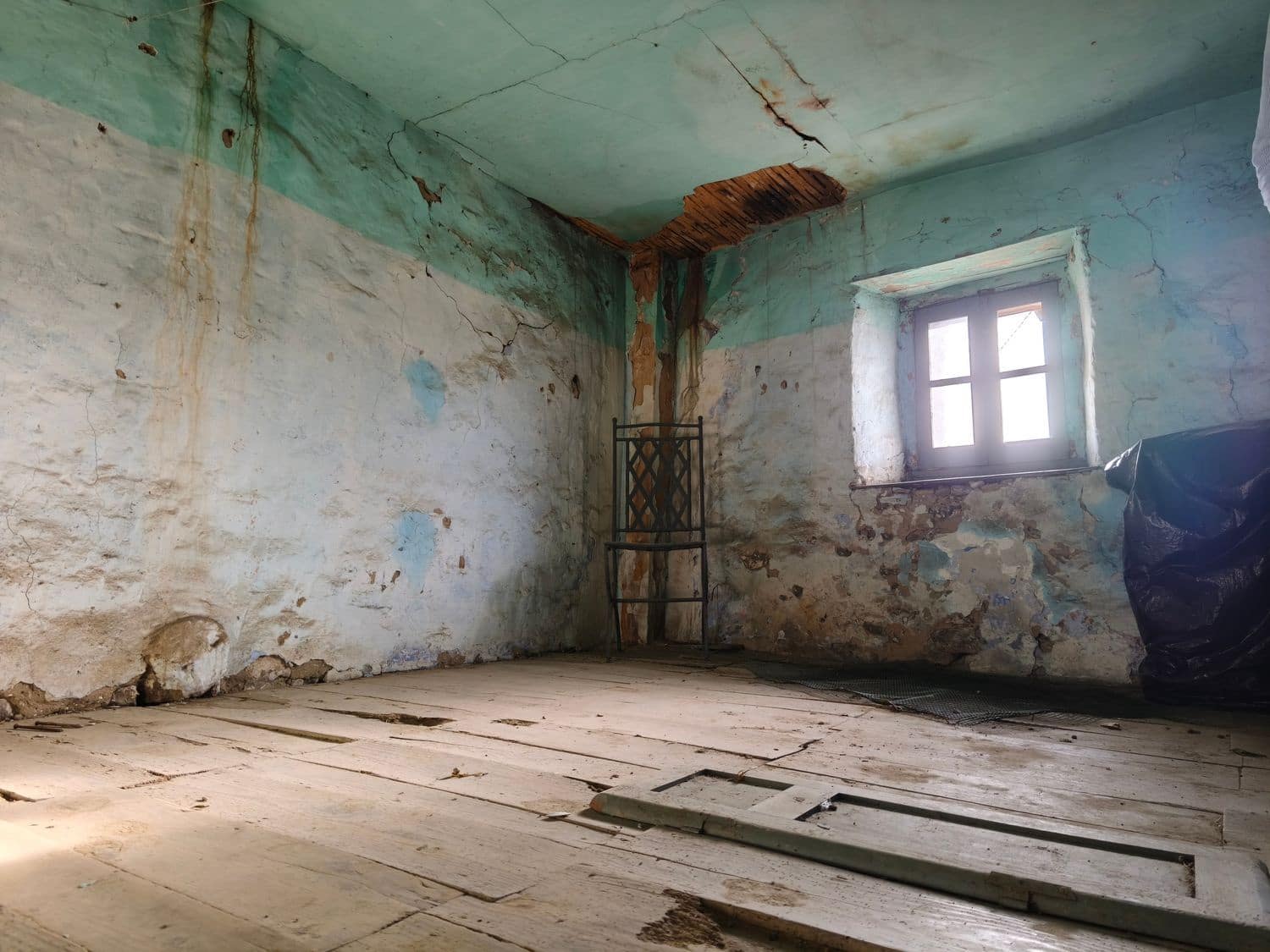 Finca/Country House for sale in San Martin del Rey Aurelio with garage - € 34,000 (Ref: 9685941)