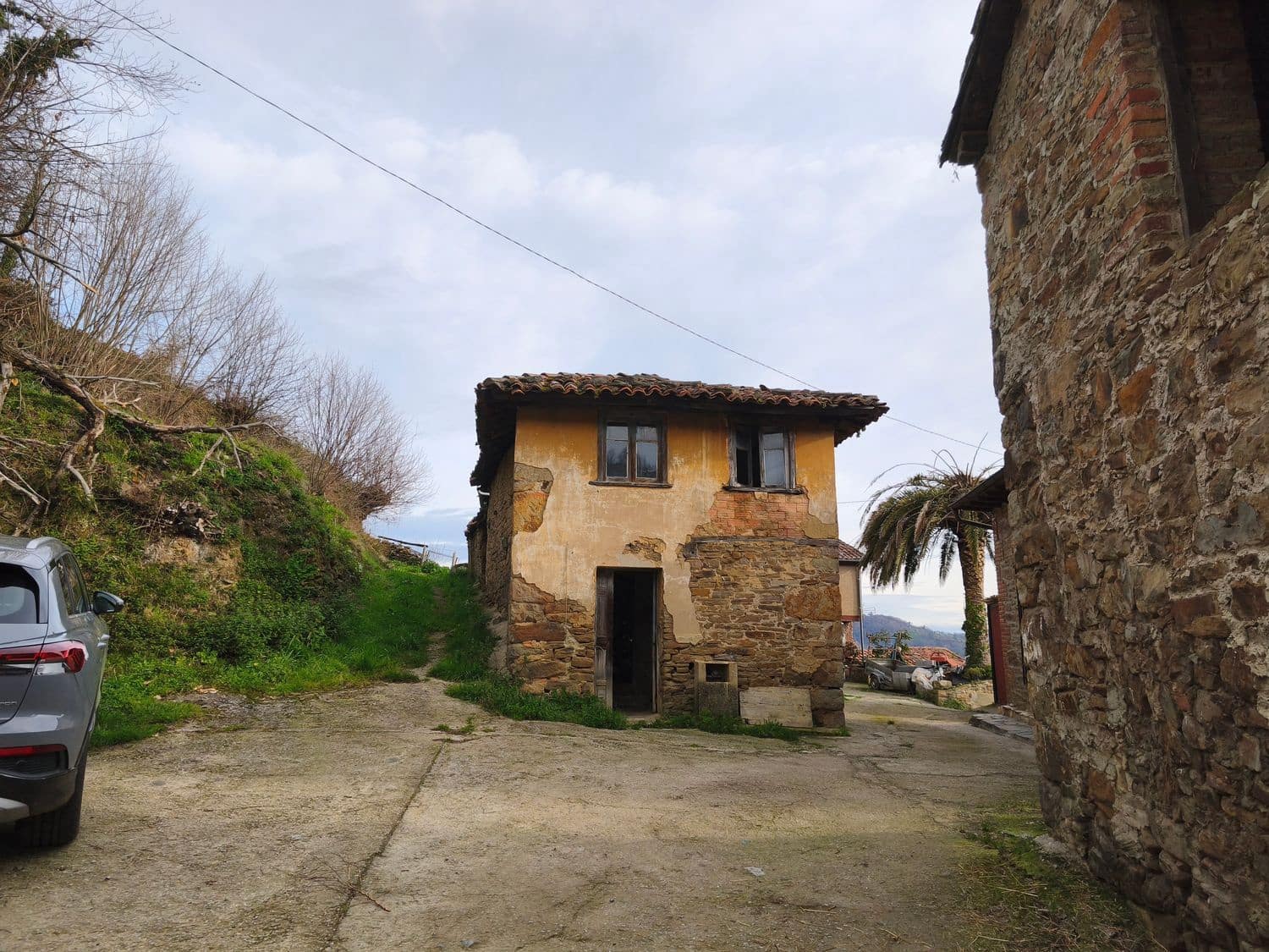 Finca/Country House for sale in San Martin del Rey Aurelio with garage - € 34,000 (Ref: 9685941)