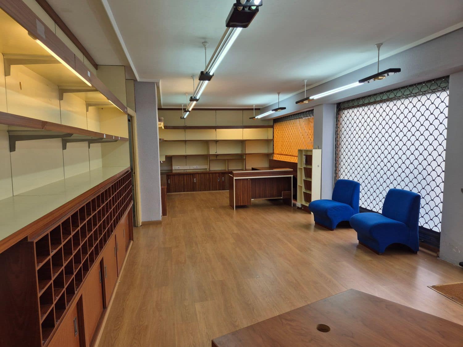 Kommersiell att hyra i Gijon - 850 € (Ref: 9685942)