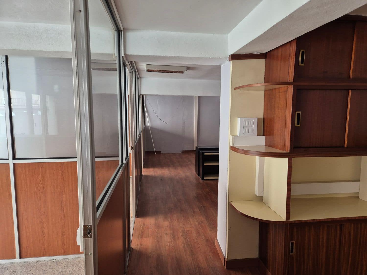 Kommersiell att hyra i Gijon - 850 € (Ref: 9685942)