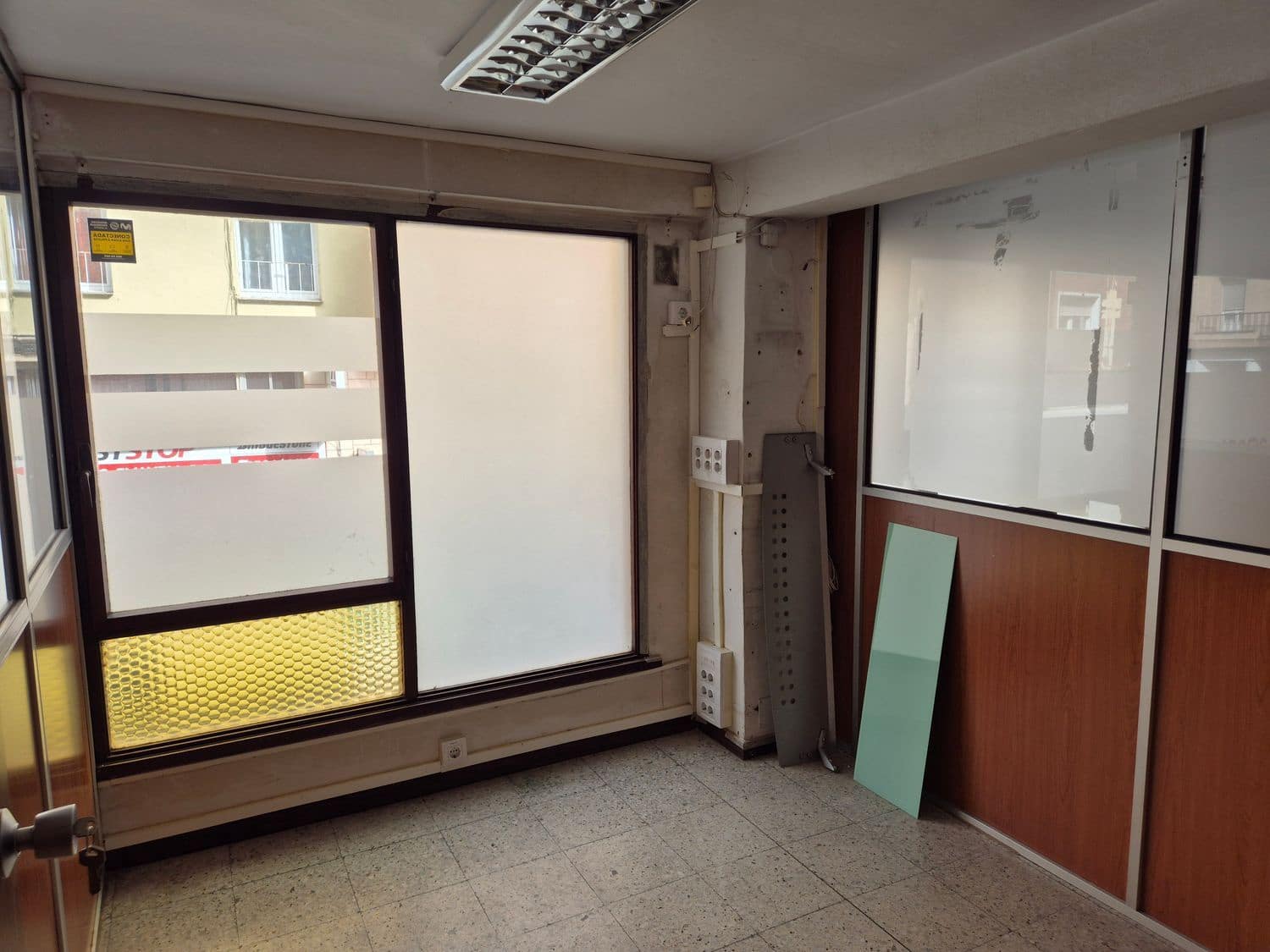 Kommersiell att hyra i Gijon - 850 € (Ref: 9685942)