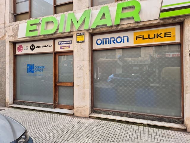 Kommersiell att hyra i Centro Urbano, Gijón - 850 € (Ref: 9685942)