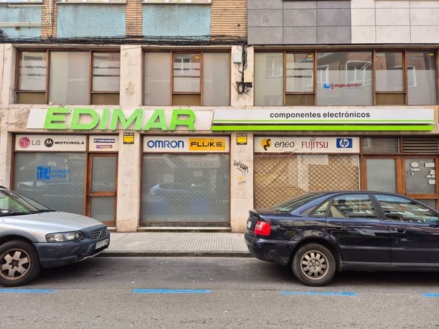 Kommersiell att hyra i Centro Urbano, Gijón - 850 € (Ref: 9685942)