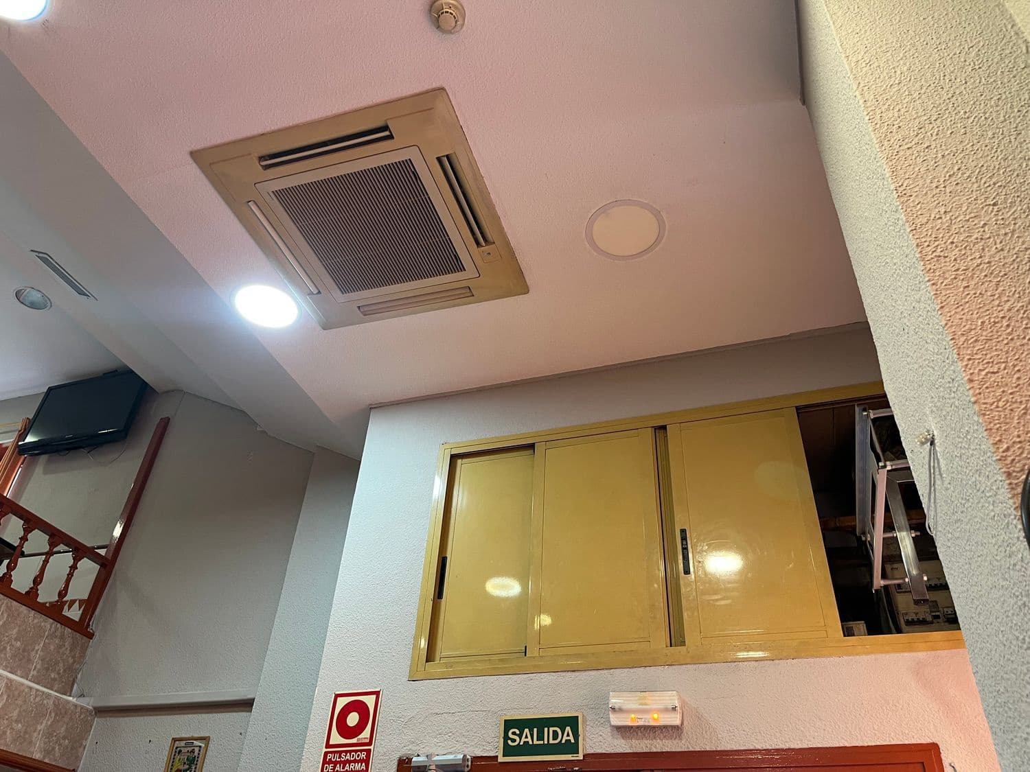 Kommersiell till salu i Leganes - 199 500 € (Ref: 9685944)