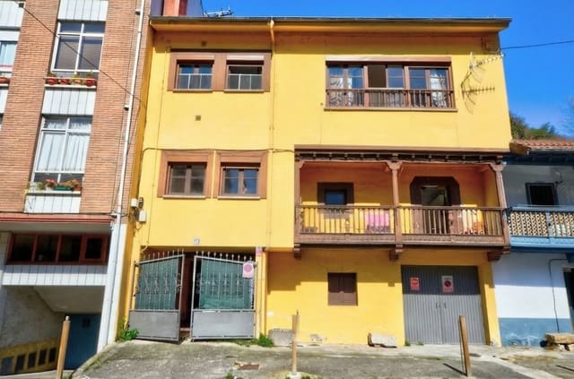 6 sypialnia Finka/Dom wiejski na sprzedaż w Lena z garażem - 168 000 € (Ref: 9694738)