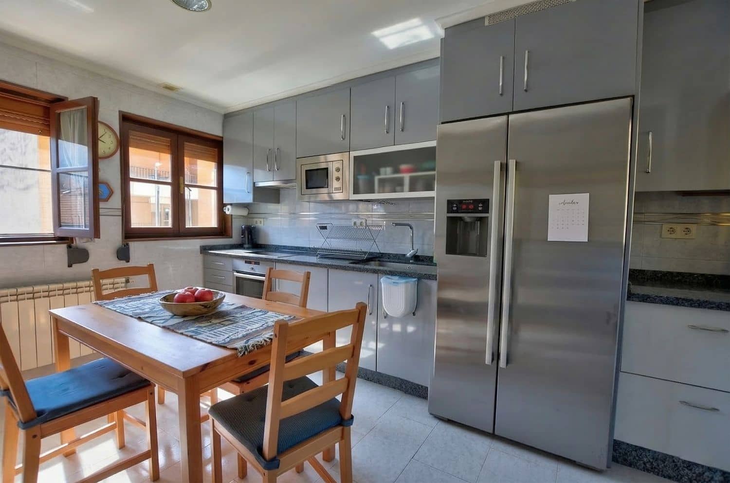 6 bedroom Finca/Country House for sale in Lena with garage - € 168,000 (Ref: 9694738)