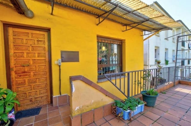 6 sypialnia Finka/Dom wiejski na sprzedaż w Lena z garażem - 168 000 € (Ref: 9694738)