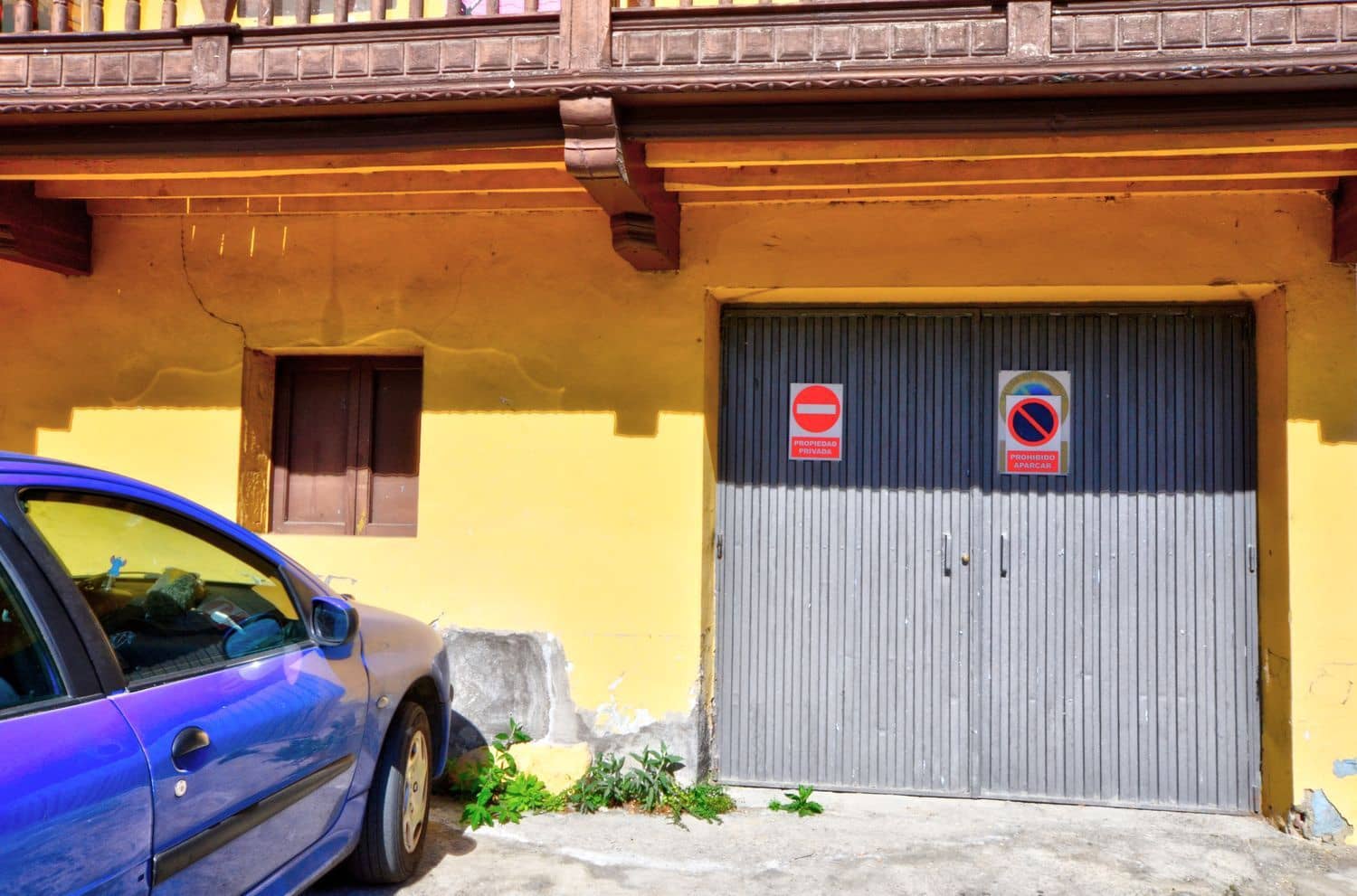 6 bedroom Finca/Country House for sale in Lena with garage - € 168,000 (Ref: 9694738)