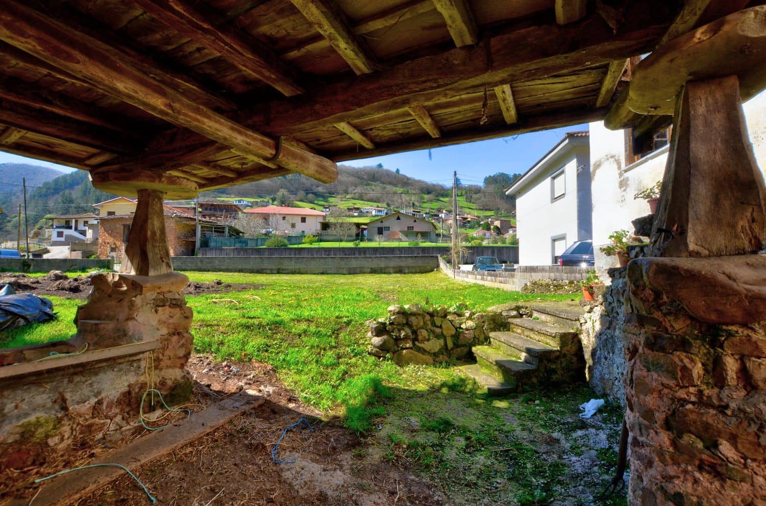 2 bedroom Finca/Country House for sale in Tineo with garage - € 80,000 (Ref: 9694739)