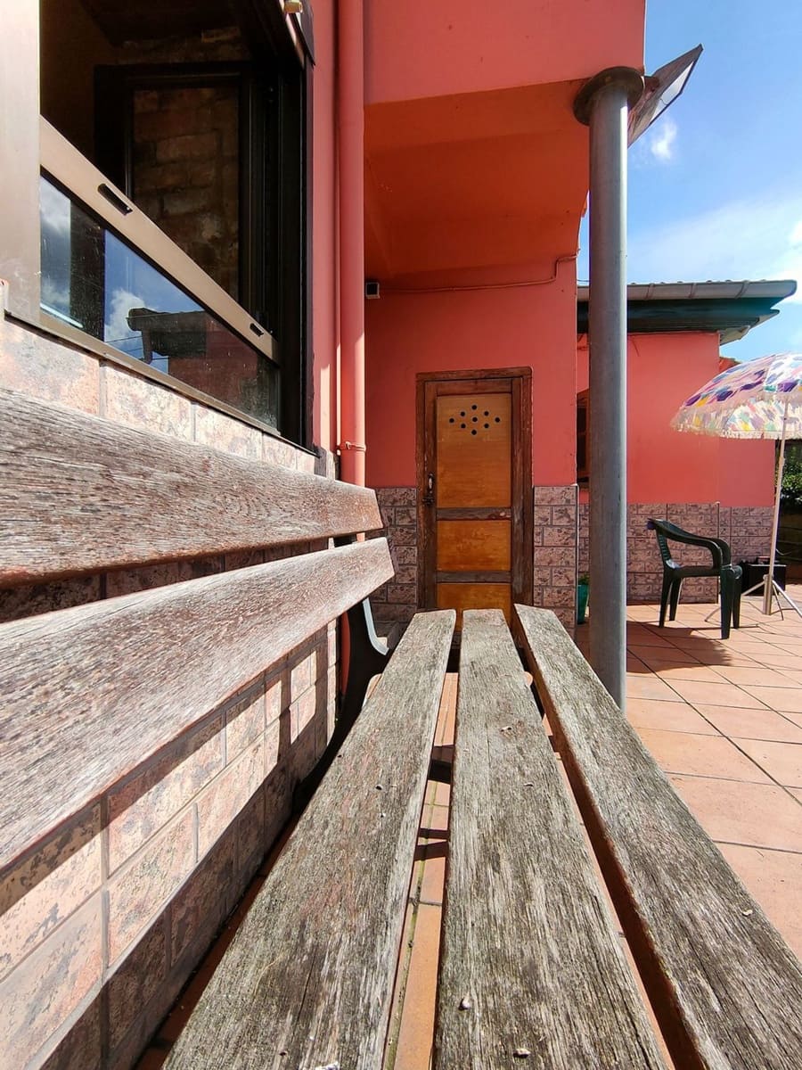 4 bedroom Finca/Country House for sale in Langreo with garage - € 62,900 (Ref: 9700381)