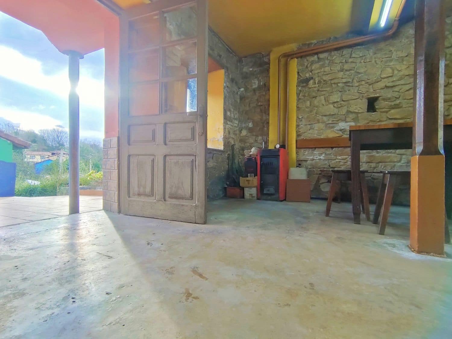 4 bedroom Finca/Country House for sale in Langreo with garage - € 62,900 (Ref: 9700381)