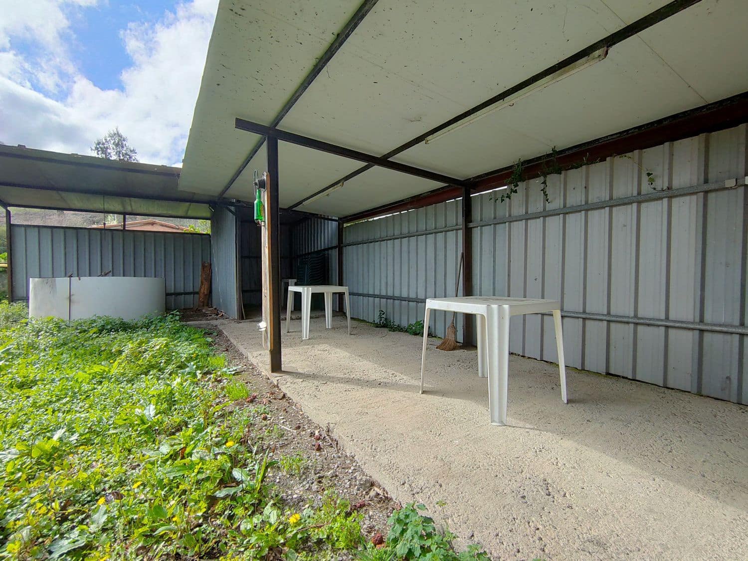 4 bedroom Finca/Country House for sale in Langreo with garage - € 62,900 (Ref: 9700381)