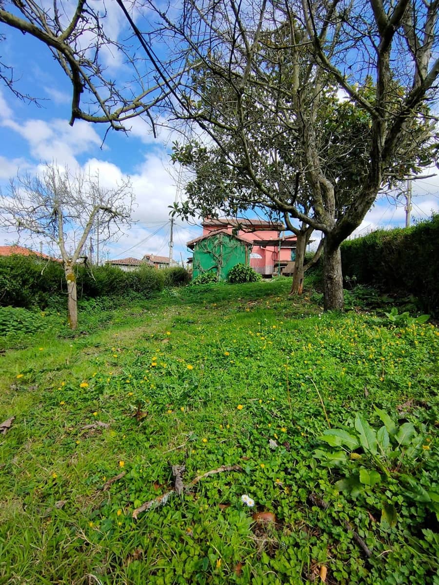 4 bedroom Finca/Country House for sale in Langreo with garage - € 62,900 (Ref: 9700381)