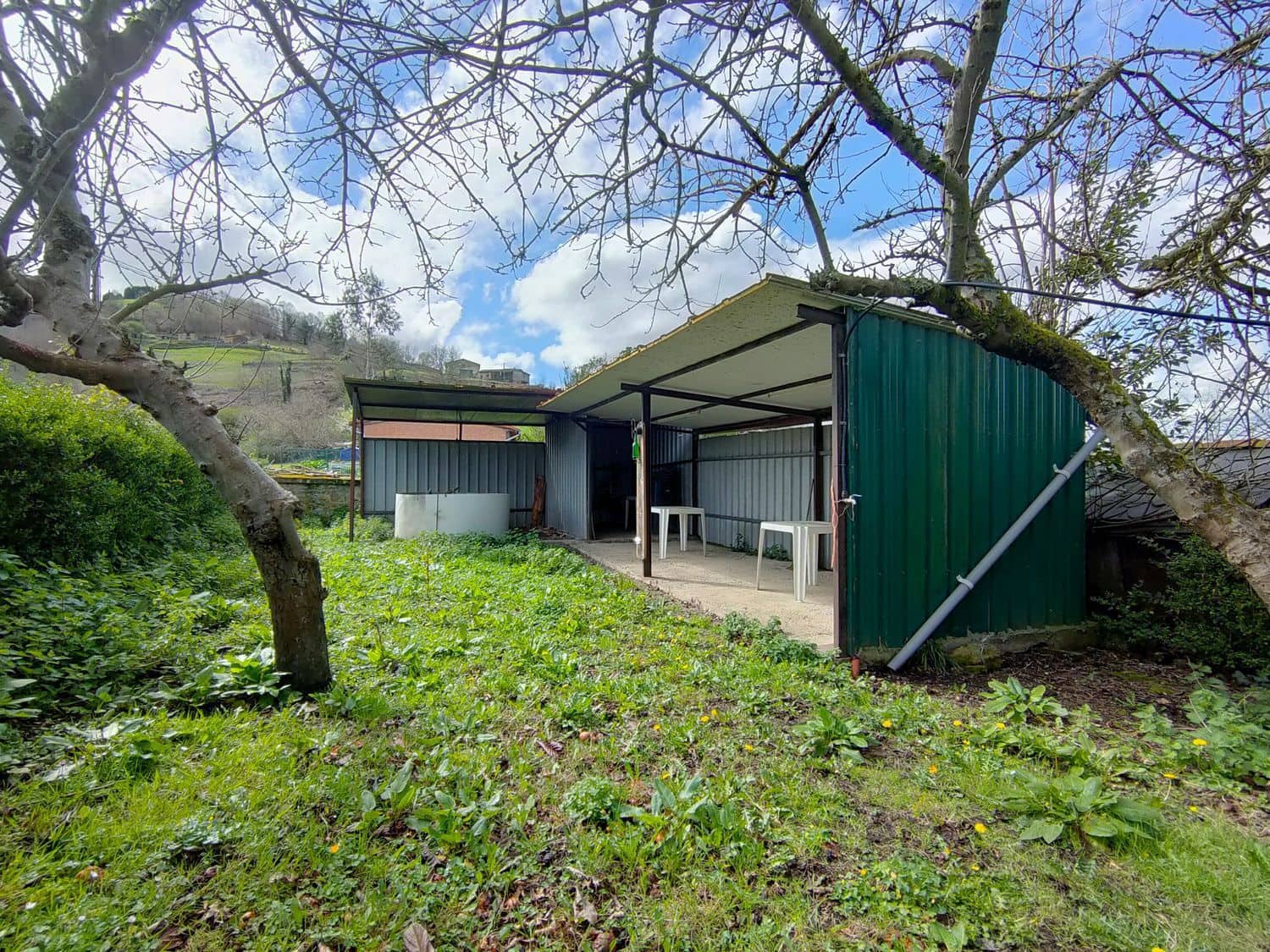 4 bedroom Finca/Country House for sale in Langreo with garage - € 62,900 (Ref: 9700381)