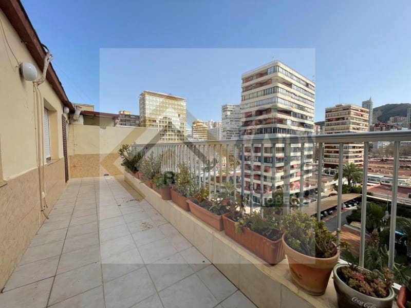5 soverom Penthouse til salgs i Benidorm - € 527 000 (Ref: 7998839)