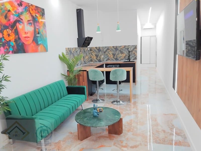 1 bedroom Apartment for sale in Benidorm - € 205,000 (Ref: 9409881)