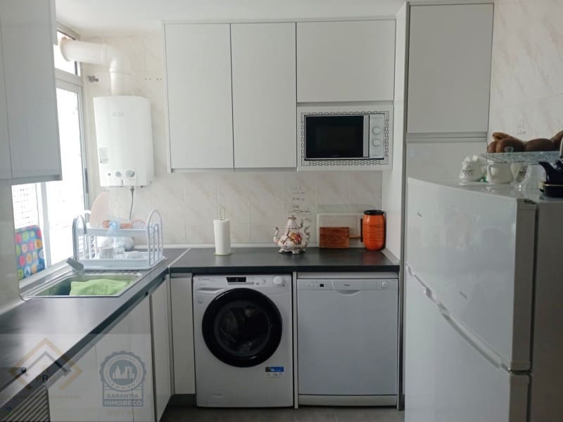 3 makuuhuone Asunto myytävänä paikassa Benidorm - 260 000 € (Ref: 9409882)