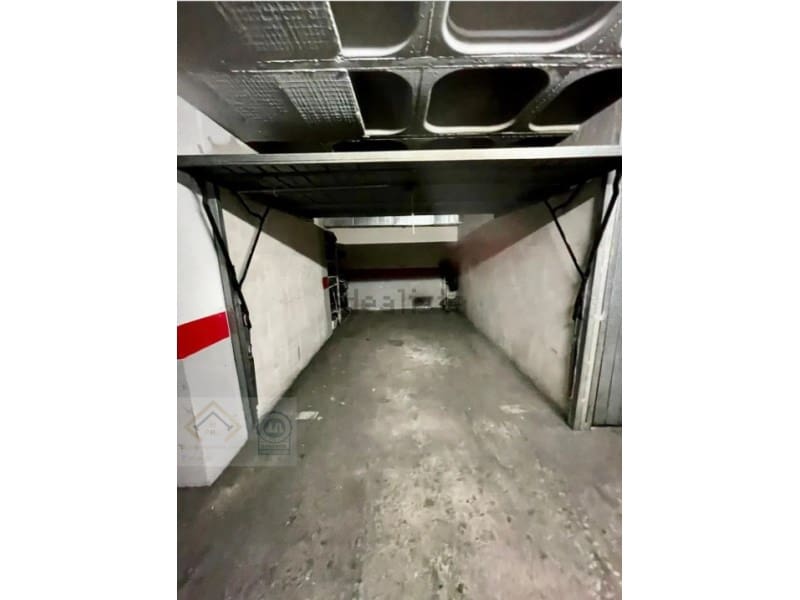 3 bedroom Apartment for sale in Benidorm with garage - € 179,000 (Ref: 9409884)