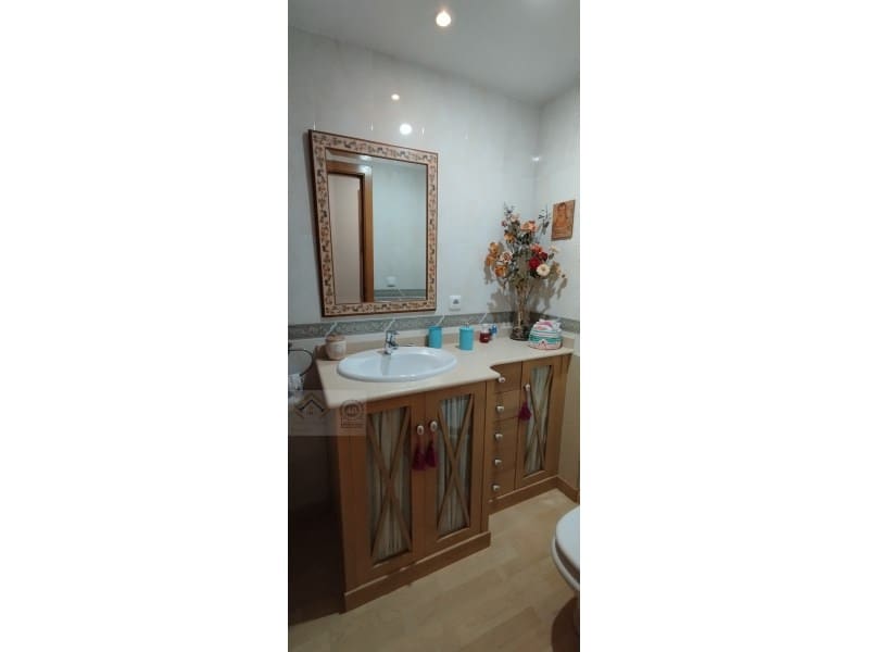 Piso de 3 habitaciones en Benidorm en venta con garaje - 325.000 € (Ref: 9409886)