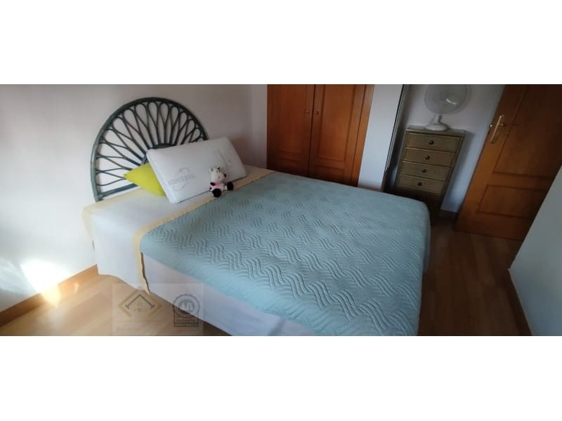 Piso de 3 habitaciones en Benidorm en venta con garaje - 325.000 € (Ref: 9409886)