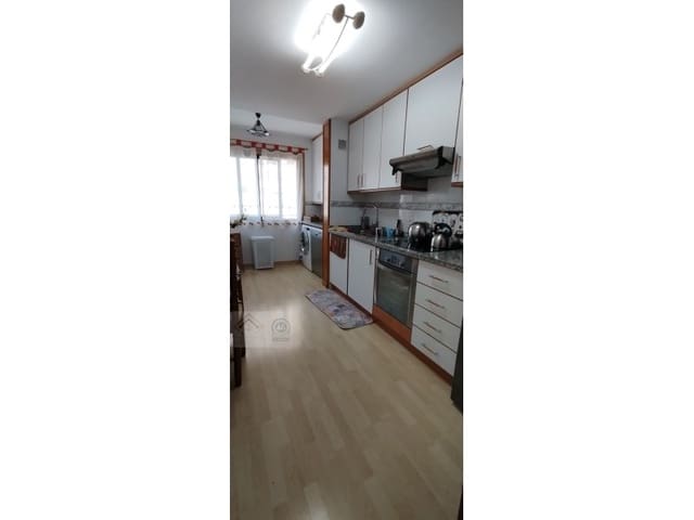 Piso de 3 habitaciones en Juzgados - Plaza de Toros, Benidorm en venta con garaje - 325.000 € (Ref: 9409886)