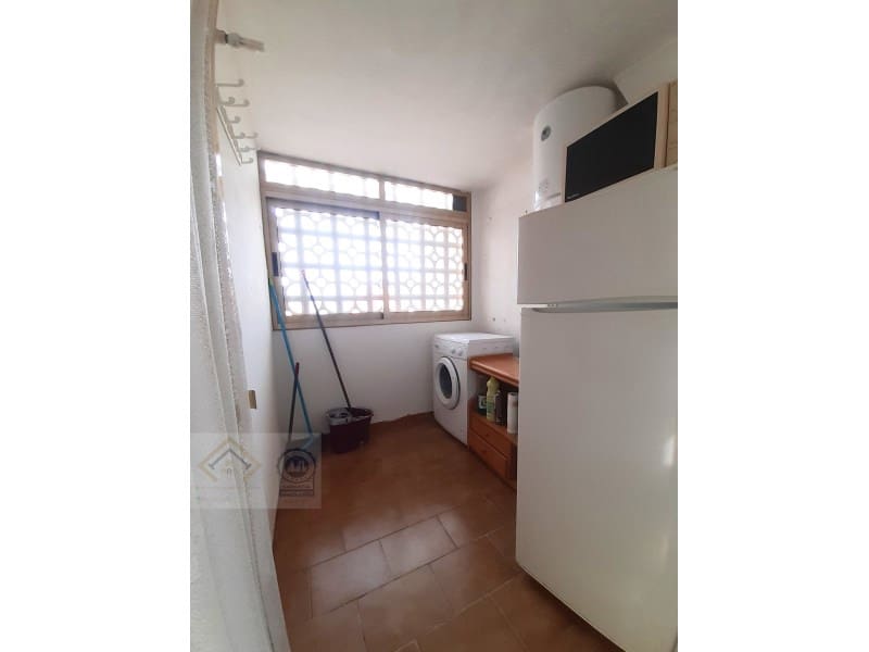 1 bedroom Apartment for sale in Benidorm with pool garage - € 198,000 (Ref: 9409888)