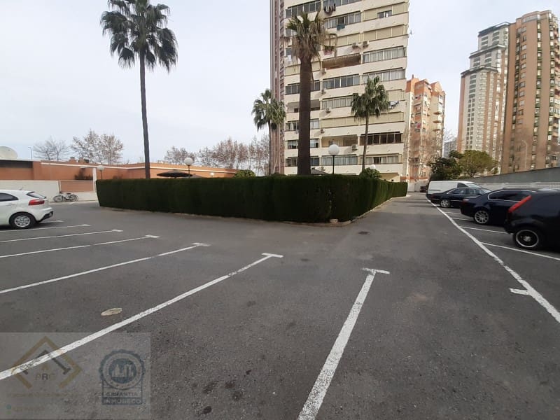 1 bedroom Apartment for sale in Benidorm with pool garage - € 198,000 (Ref: 9409888)