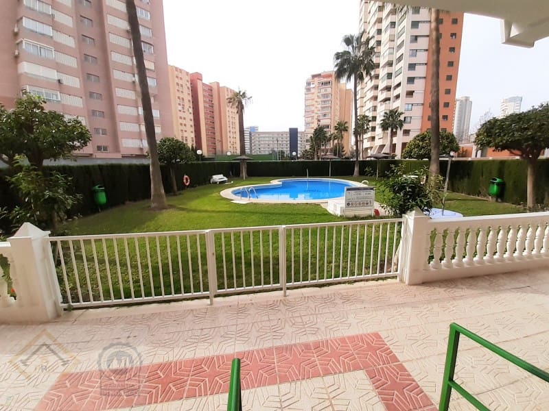1 bedroom Apartment for sale in Benidorm with pool garage - € 198,000 (Ref: 9409888)