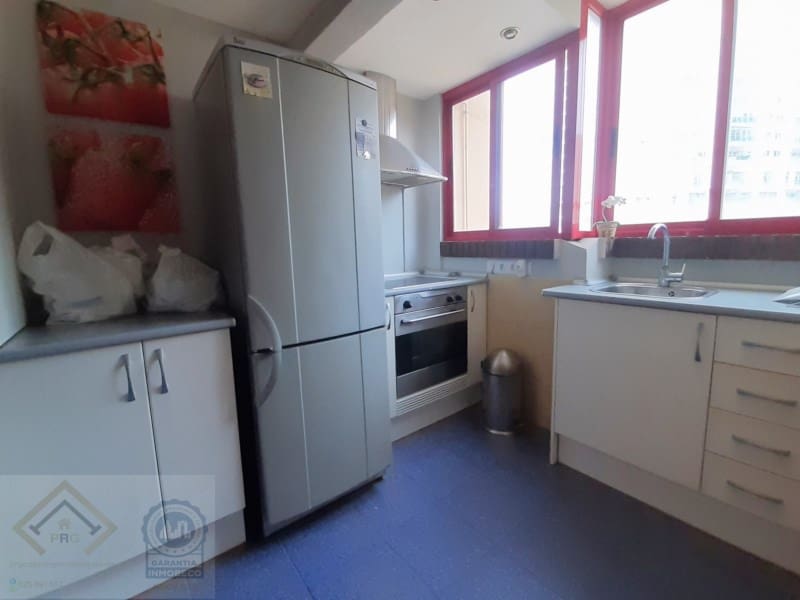 2 makuuhuone Huoneisto myytävänä paikassa Benidorm mukana uima-altaan 
autotalli - 179 000 € (Ref: 9409890)