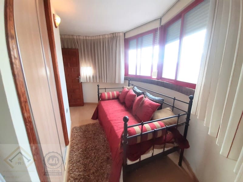 2 makuuhuone Huoneisto myytävänä paikassa Benidorm mukana uima-altaan 
autotalli - 179 000 € (Ref: 9409890)