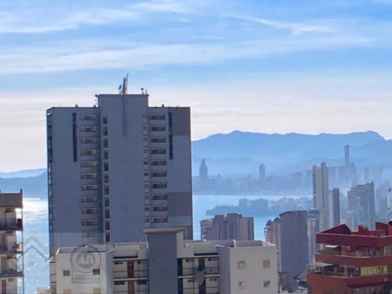 2 makuuhuone Huoneisto myytävänä paikassa Benidorm mukana uima-altaan 
autotalli - 179 000 € (Ref: 9409890)