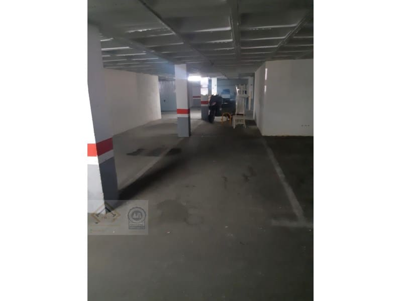 2 makuuhuone Huoneisto myytävänä paikassa Benidorm mukana uima-altaan 
autotalli - 179 000 € (Ref: 9409890)