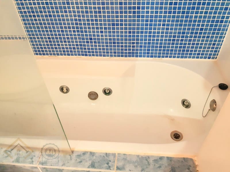 2 makuuhuone Huoneisto myytävänä paikassa Benidorm mukana uima-altaan 
autotalli - 179 000 € (Ref: 9409890)