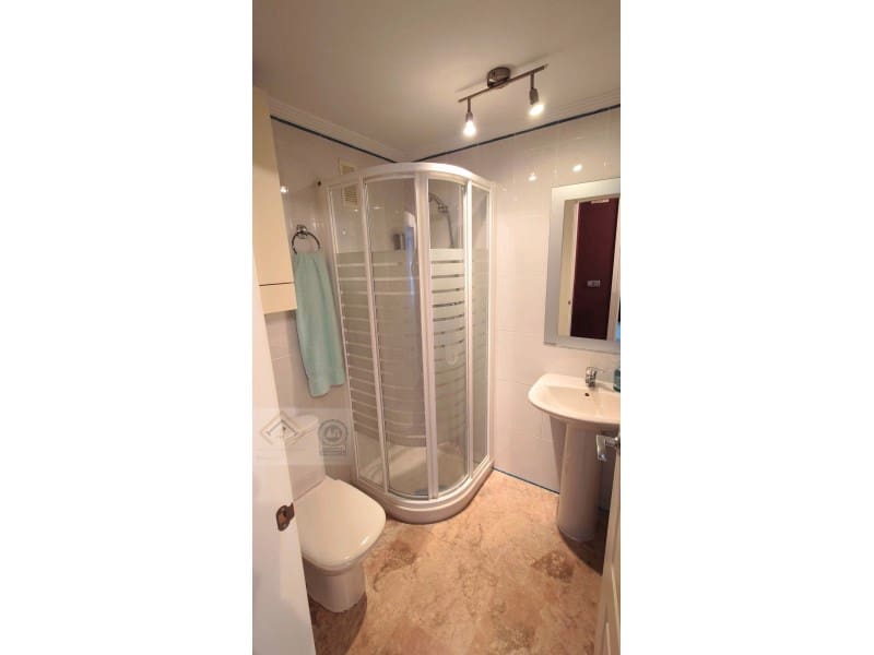 3 bedroom Flat for sale in Benidorm with pool garage - € 339,000 (Ref: 9409892)