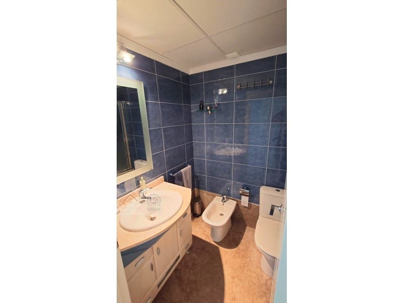 3 bedroom Flat for sale in Benidorm with pool garage - € 339,000 (Ref: 9409892)