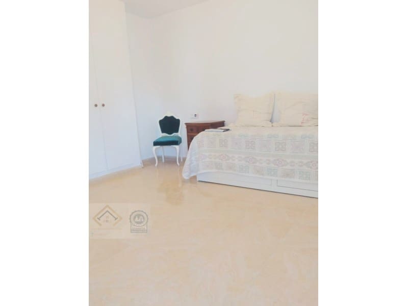 3 bedroom Flat for sale in Benidorm with pool garage - € 178,000 (Ref: 9409894)