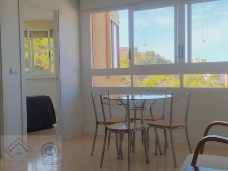 3 bedroom Flat for sale in Benidorm with pool garage - € 178,000 (Ref: 9409894)