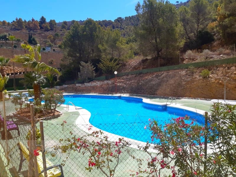 3 bedroom Flat for sale in Benidorm with pool garage - € 178,000 (Ref: 9409894)